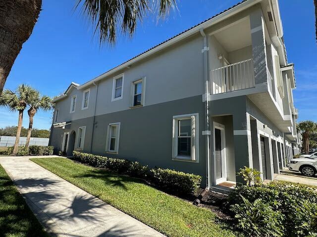 Building Photo - 3044 Grandiflora Dr