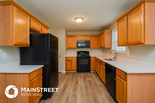 Building Photo - 151 Longstreet Ct