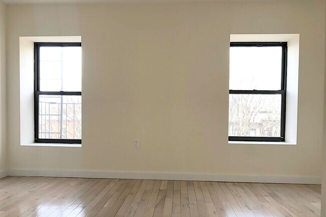 Foto del edificio - 655 Greene Ave