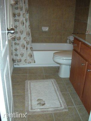 Foto del edificio - 7600 Creekbend Dr