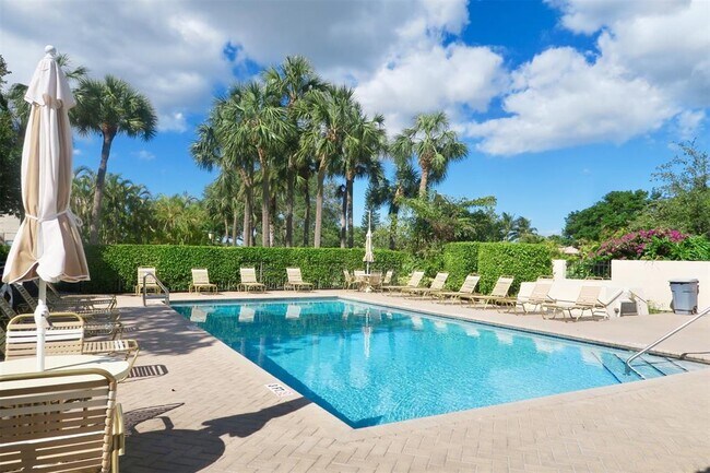 Foto del edificio - 10851 Cypress Glen Dr