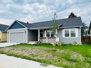 Building Photo - 105 Wildrose Ct