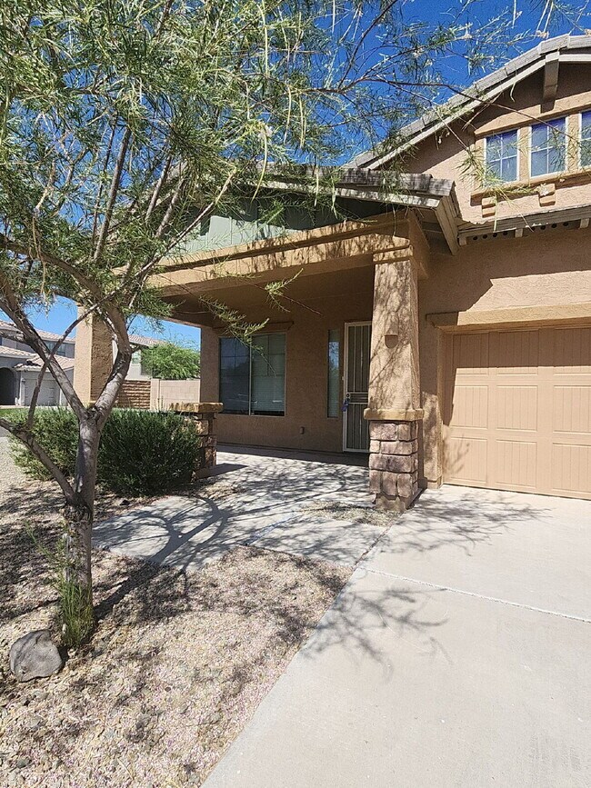 Building Photo - "Charming 3-Bed with 2 Full Baths and 2,162 Sq Ft of Comfort in Vistancia Village Peoria, AZ!"