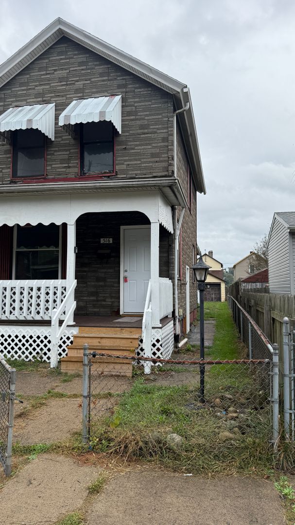 Foto del edificio - Updated 2 bedroom 2 bath home ready now!