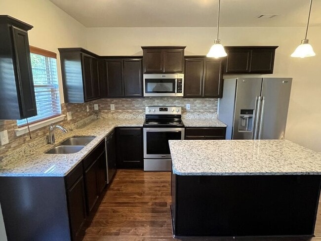 Building Photo - 3013 Thornbury Pl