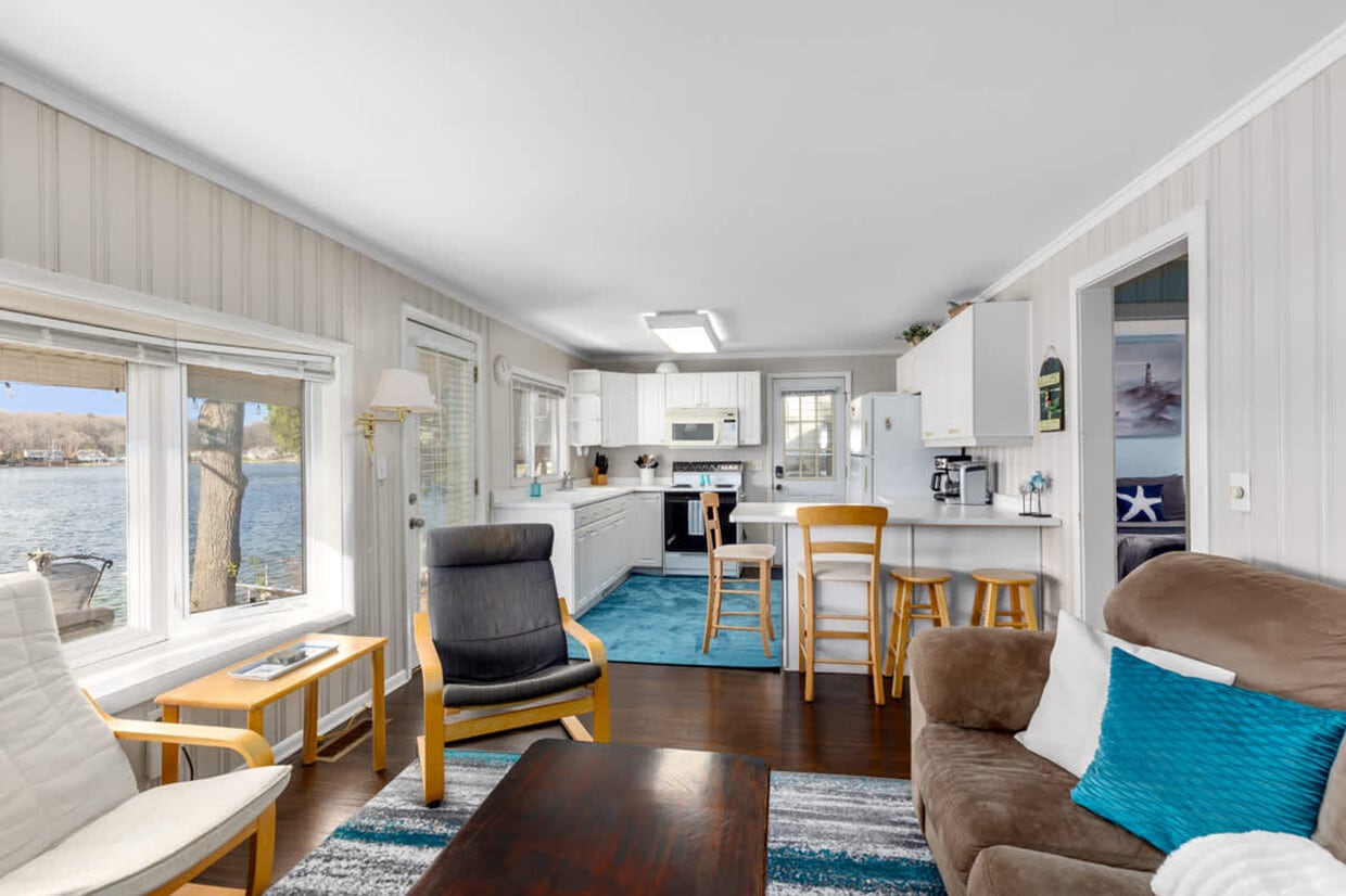 Foto principal - 8685 Je-NE-Be Dr NE