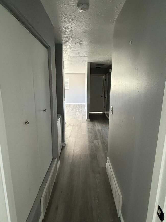 Foto del edificio - 3947 S State St