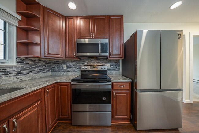 Foto del edificio - 529 Fox Run Ln