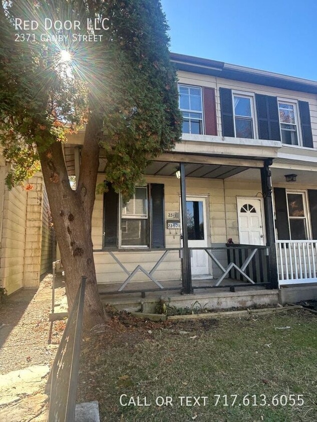 Foto principal - 2371 Canby St