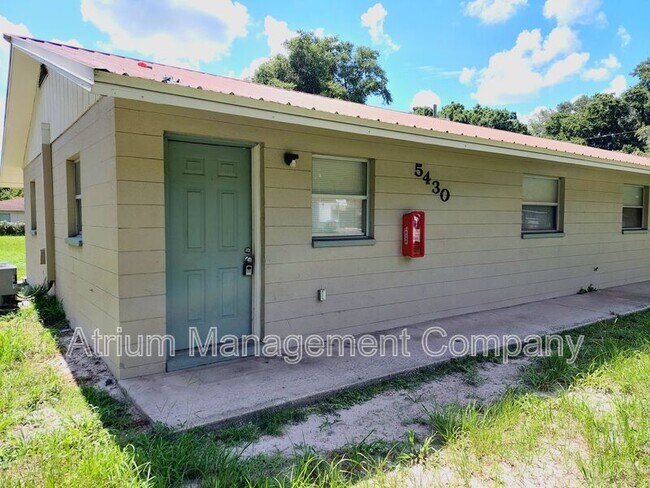 Building Photo - 5430 Lewellyn Rd