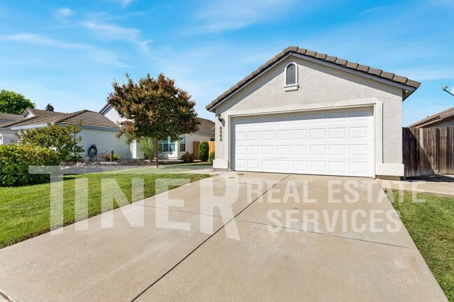 Building Photo - 8560 Harvest House Way