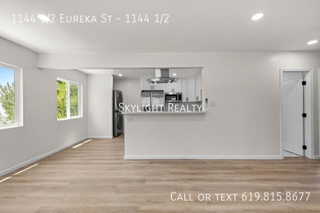 Building Photo - 1144 Eureka St
