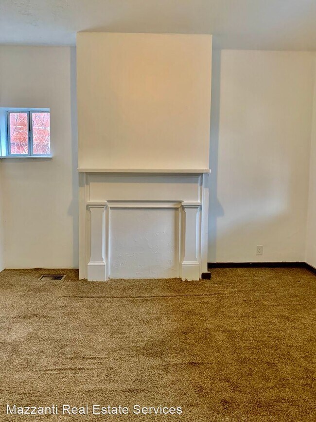 Building Photo - 2 br, 1 bath House - 524 Corey Ave