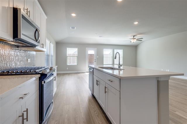 Building Photo - 1100 Indianola Trl
