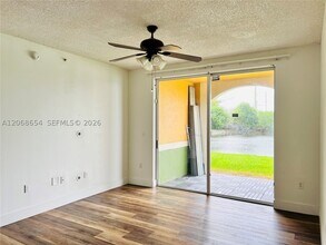 Building Photo - 2401 W Preserve Way