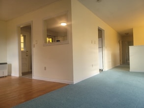 Building Photo - 62 Venus Ave