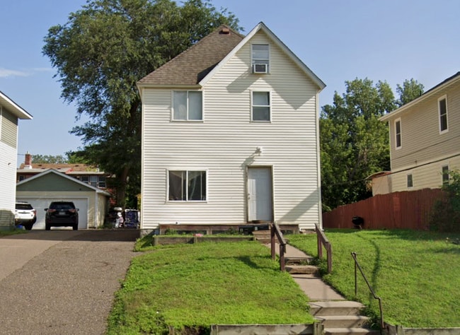 Building Photo - 441 York Ave