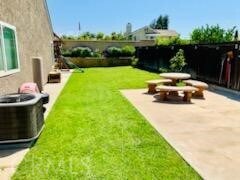 Foto del edificio - 2831 Abraham Ave