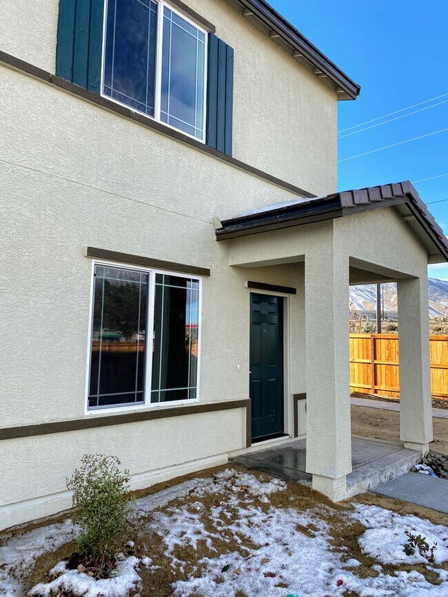 Building Photo - New House