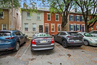 Building Photo - 255 New Holland Ave