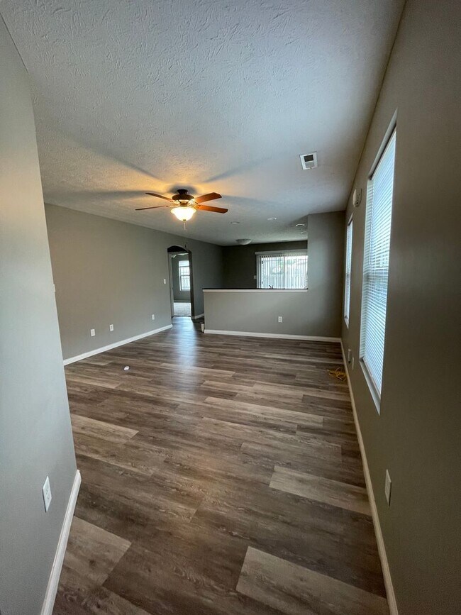 Foto del edificio - Two Bedroom Single Family Home