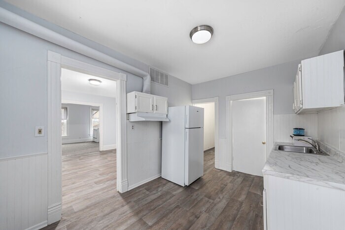Primary Photo - 558 Fremont #2 -- Newly renovated Two-Bedroom