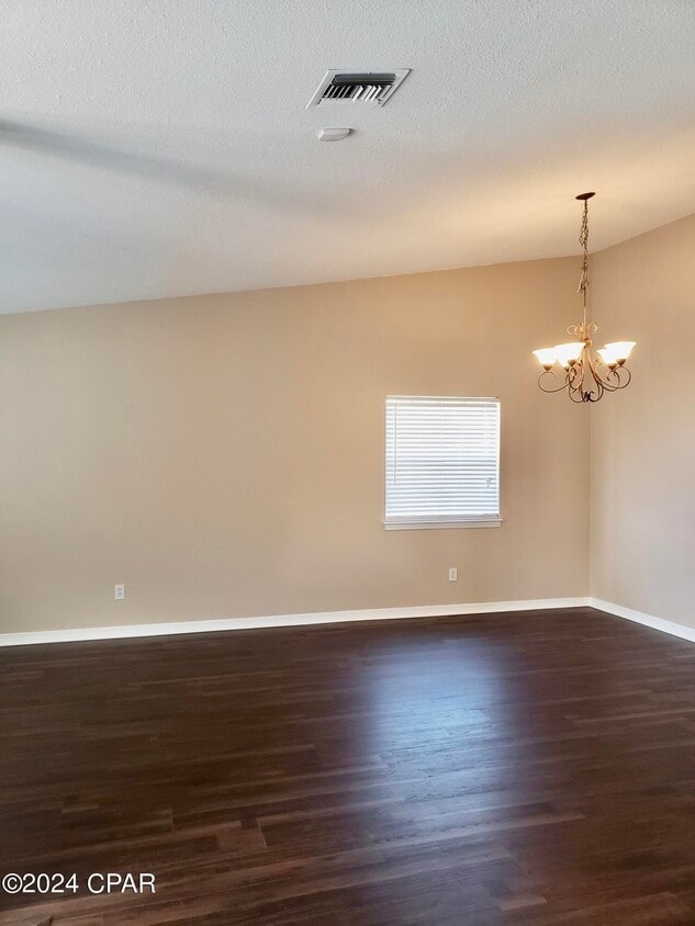 Foto del edificio - 3603 Bay Tree Rd