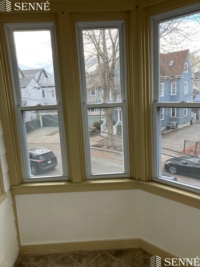 Building Photo - 24 Haskell St