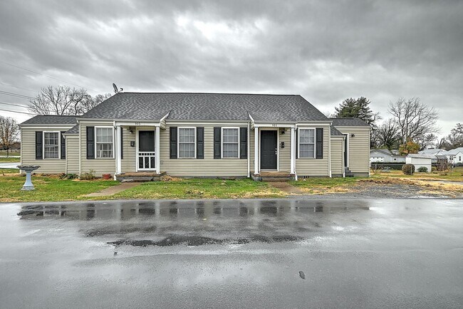 Foto del edificio - 905 College Ave, Bristol, TN