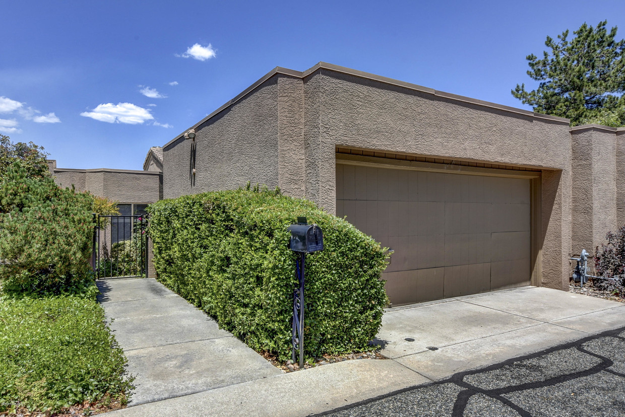Primary Photo - 2161 Resort Way S