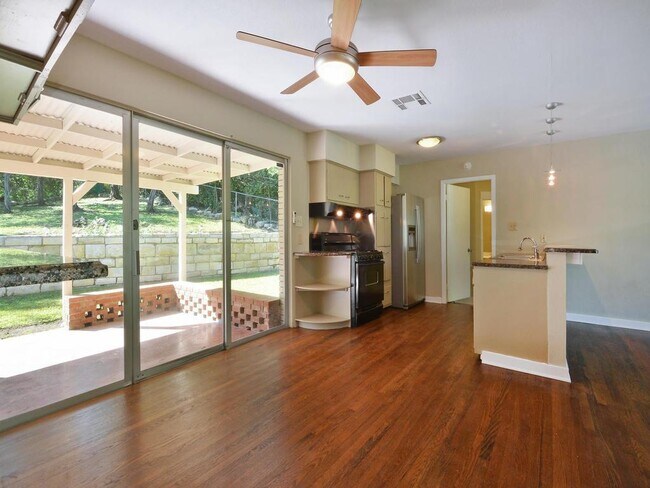 Foto del edificio - 401 Cherry Hill Dr