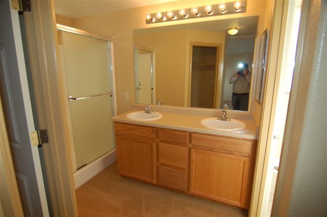 Building Photo - 2635 Burr Ct