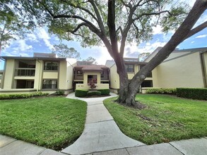 Building Photo - 50 Woodlake Pl