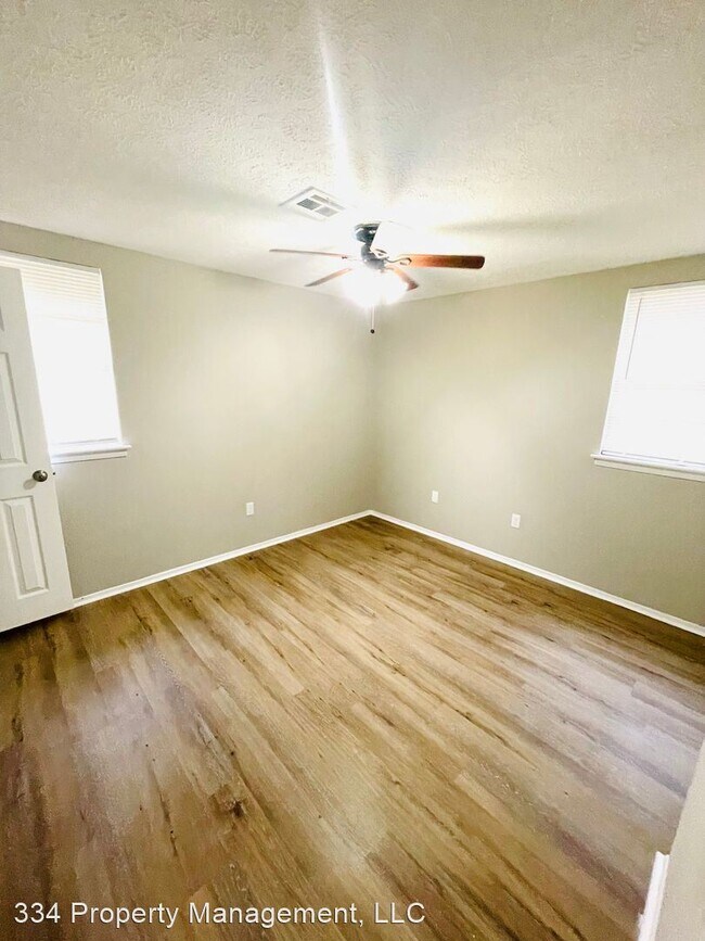 Building Photo - 3 br, 2 bath House - 204 Juniper Court