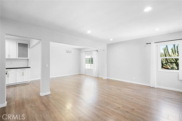 Foto del edificio - 11793 Glencrest Dr