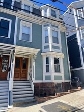 Building Photo - 121 G St