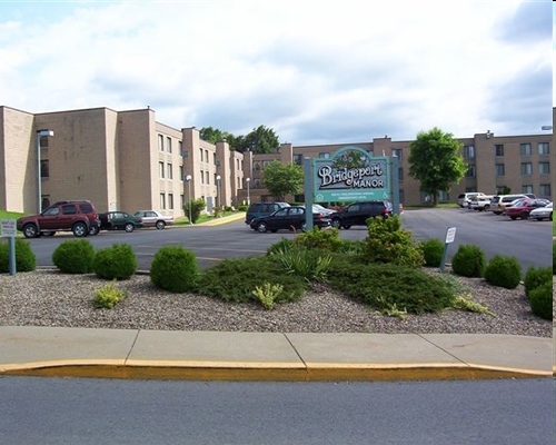 Primary Photo - Bridgeport Manor Apartments