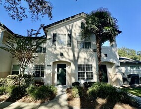 Building Photo - 897 Fording Island Rd