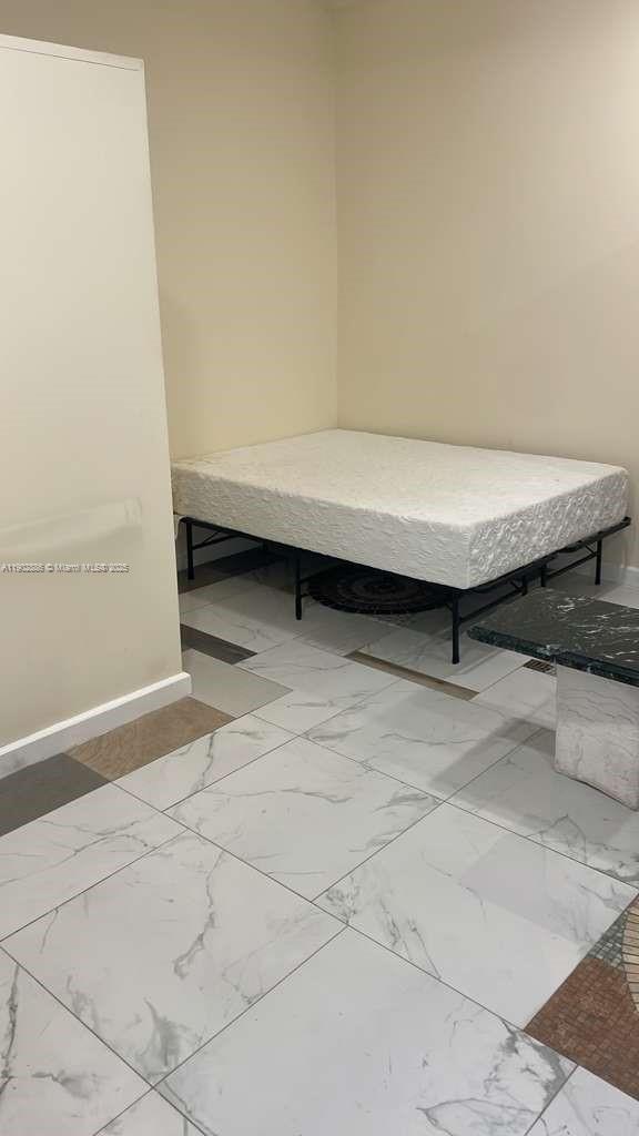 Foto del edificio - 1150 Normandy Dr