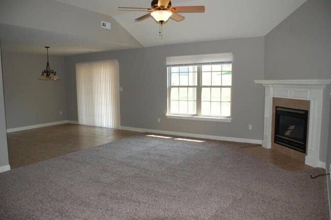 Building Photo - 3206 Elephant Dr