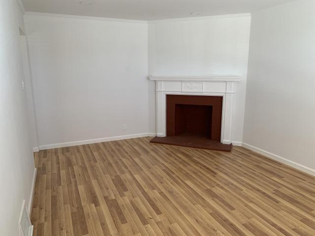 Building Photo - 3 bedroom in San Francisco CA 94134