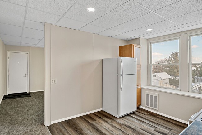 Building Photo - 419-421 6th Street