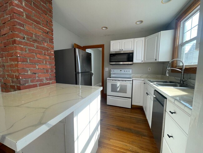 Foto del edificio - 1143 Cranford Ave