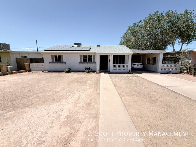 Photo - 2801 W Glenrosa Ave House