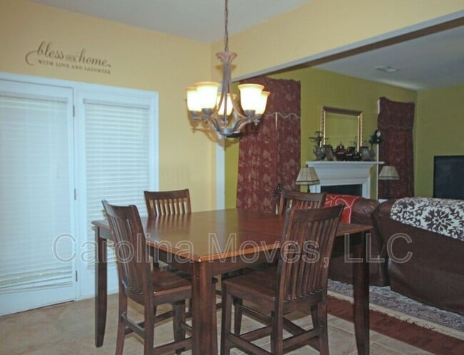 Building Photo - 108 Tagus Ct