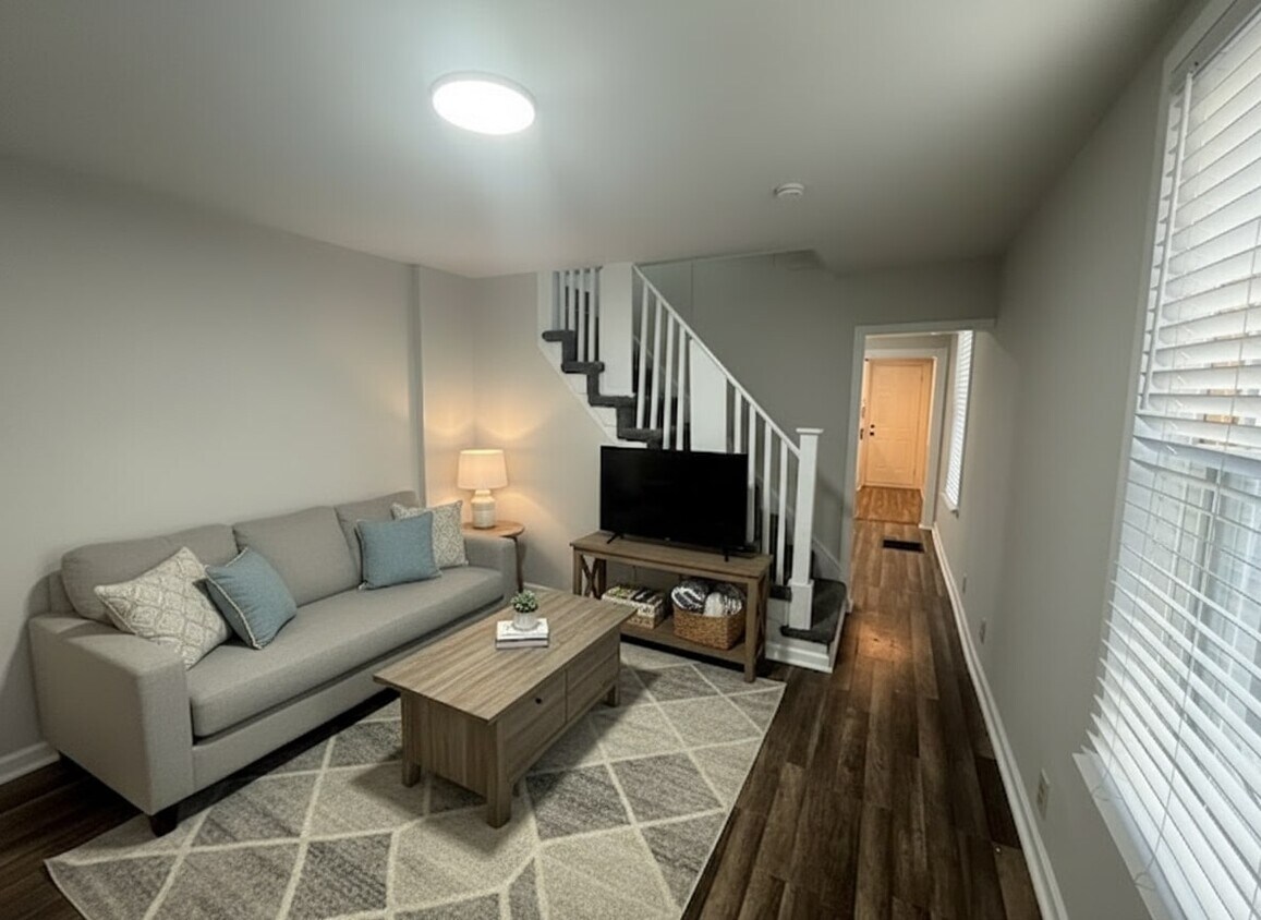 Photo - 182 East Sharpnack Street-