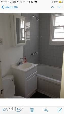 Building Photo - 2 br, 1 bath Apartment - Belgrove Dr 2 Unit 2