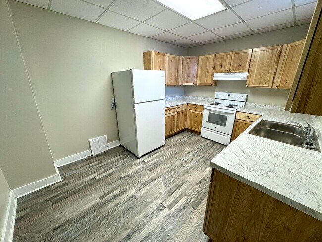 Foto del edificio - 225 N Sprigg St