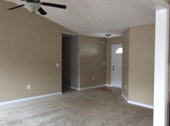 Building Photo - 2824 Weathersby Dr