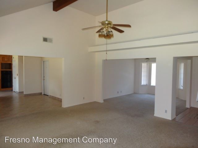 Building Photo - 682 W Ellery Ave